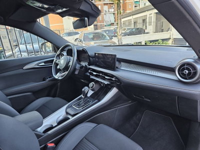 Alfa Romeo Tonale 1.6 Tributo Italiano 130cv tct6 (16)