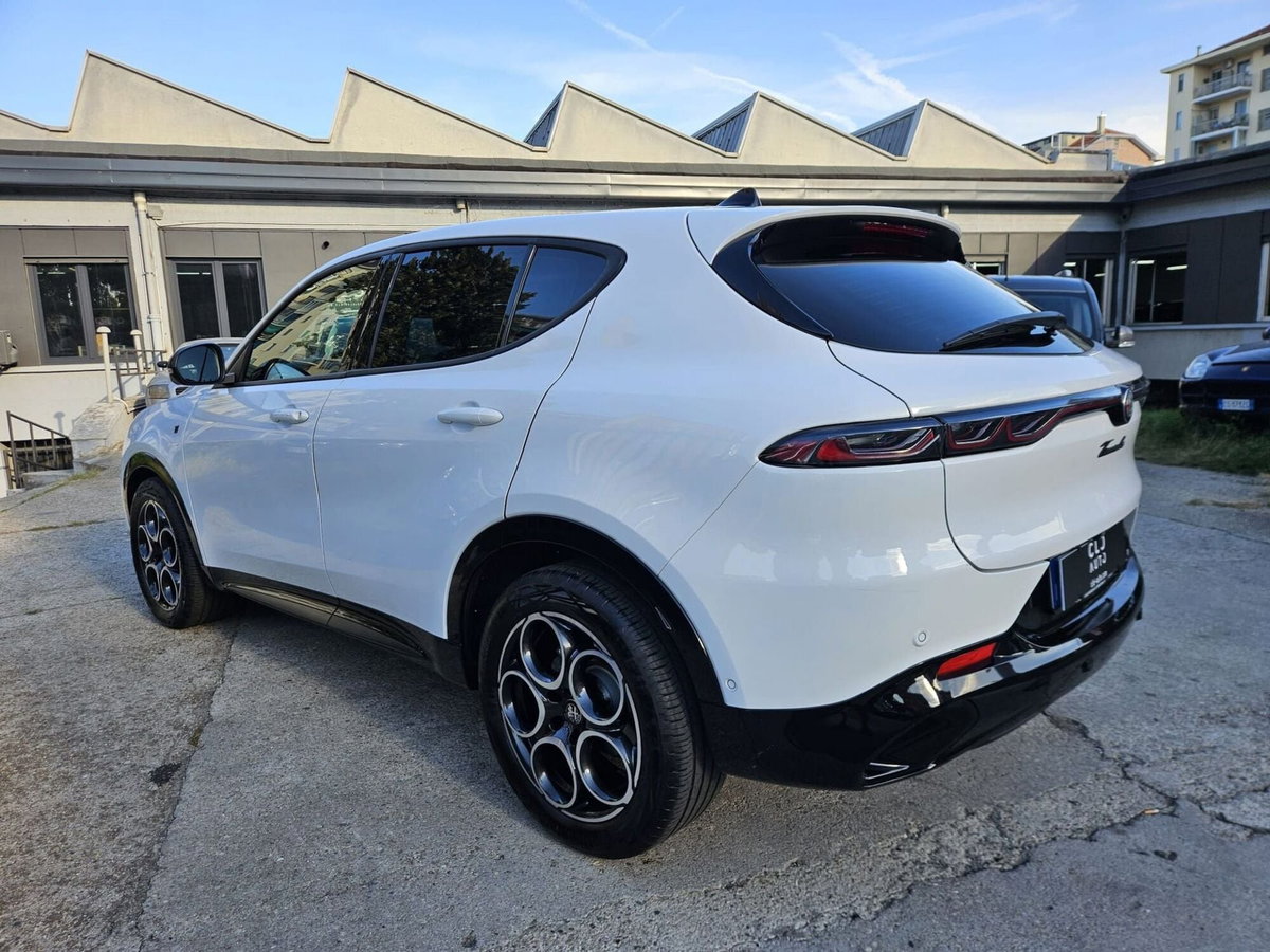 Alfa Romeo Tonale 1.6 Tributo Italiano 130cv tct6 (6)