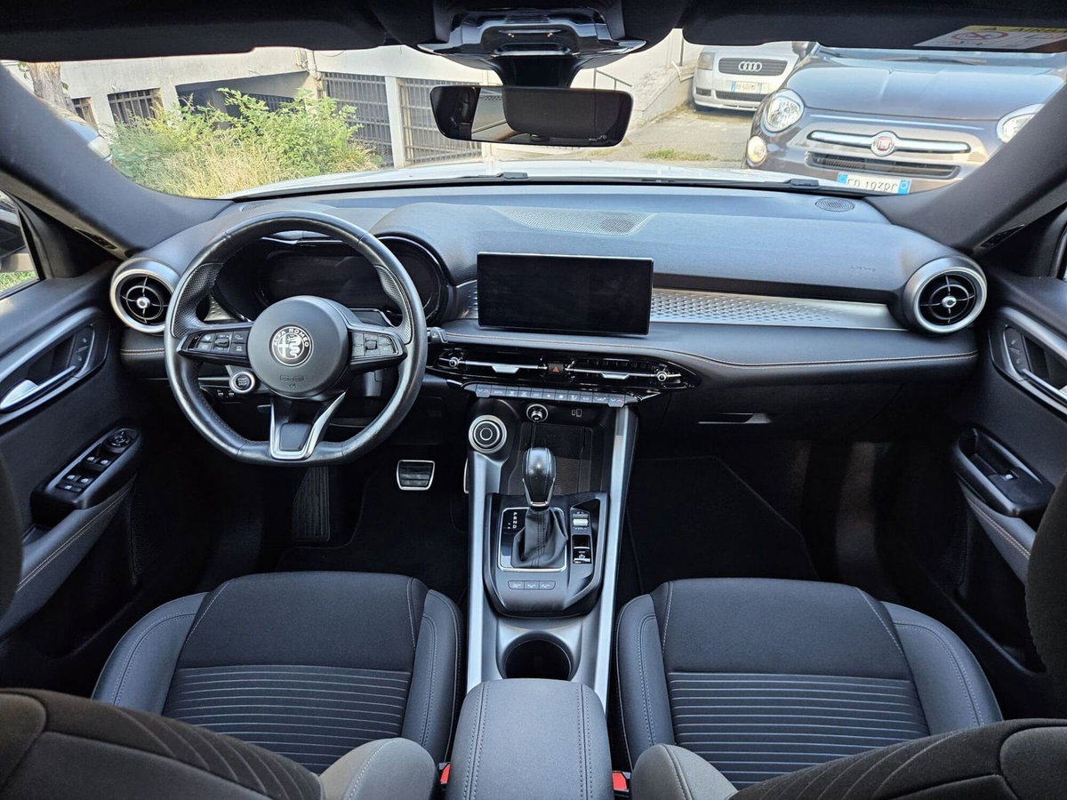 Alfa Romeo Tonale 1.6 Tributo Italiano 130cv tct6 (9)
