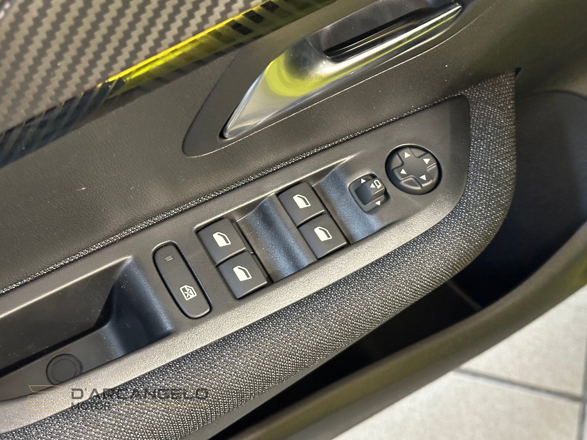 Peugeot 208 PureTech 100 Stop&Start 5 porte GT (10)
