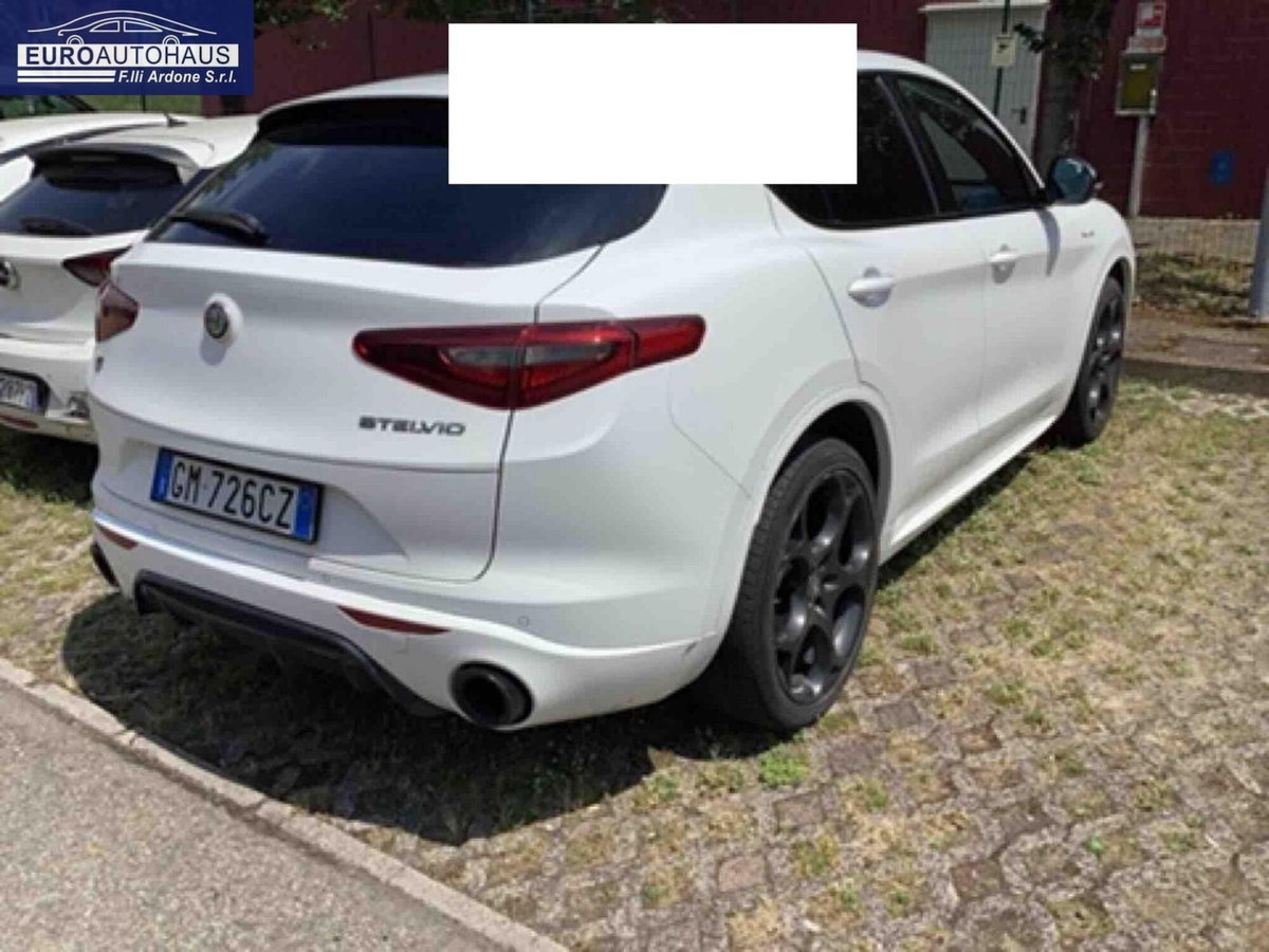Alfa Romeo Stelvio Stelvio 2.2 Turbodiesel 210 CV AT8 Q4 Veloce (3)