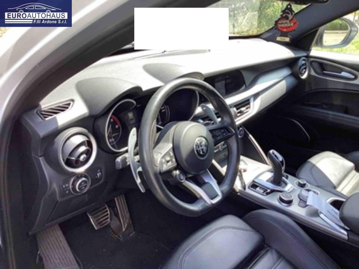 Alfa Romeo Stelvio Stelvio 2.2 Turbodiesel 210 CV AT8 Q4 Veloce (5)