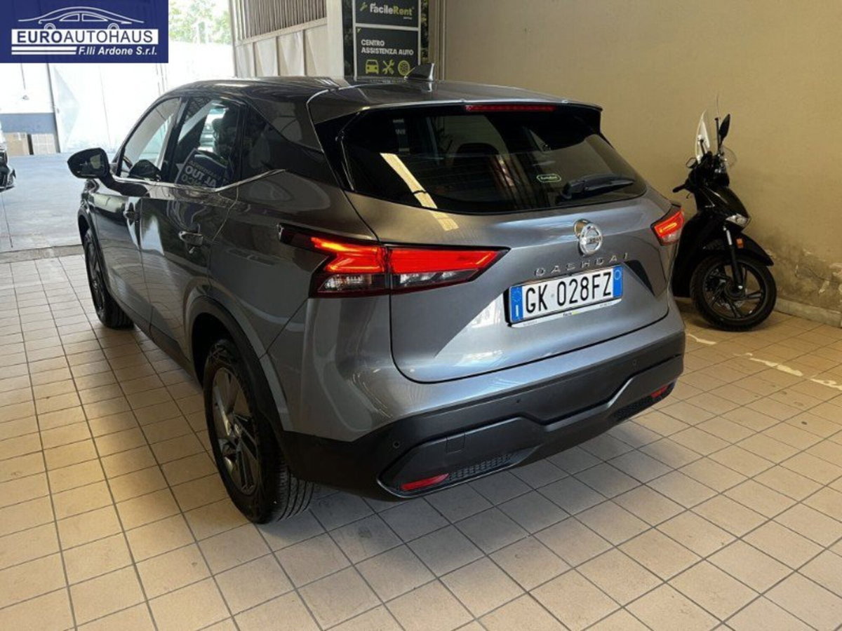 Nissan Qashqai 1.3 mhev Business 2wd 140cv (2)