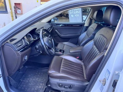 Skoda Superb Station Wagon 2.0 TDI 190 CV SCR DSG Wagon Style (7)