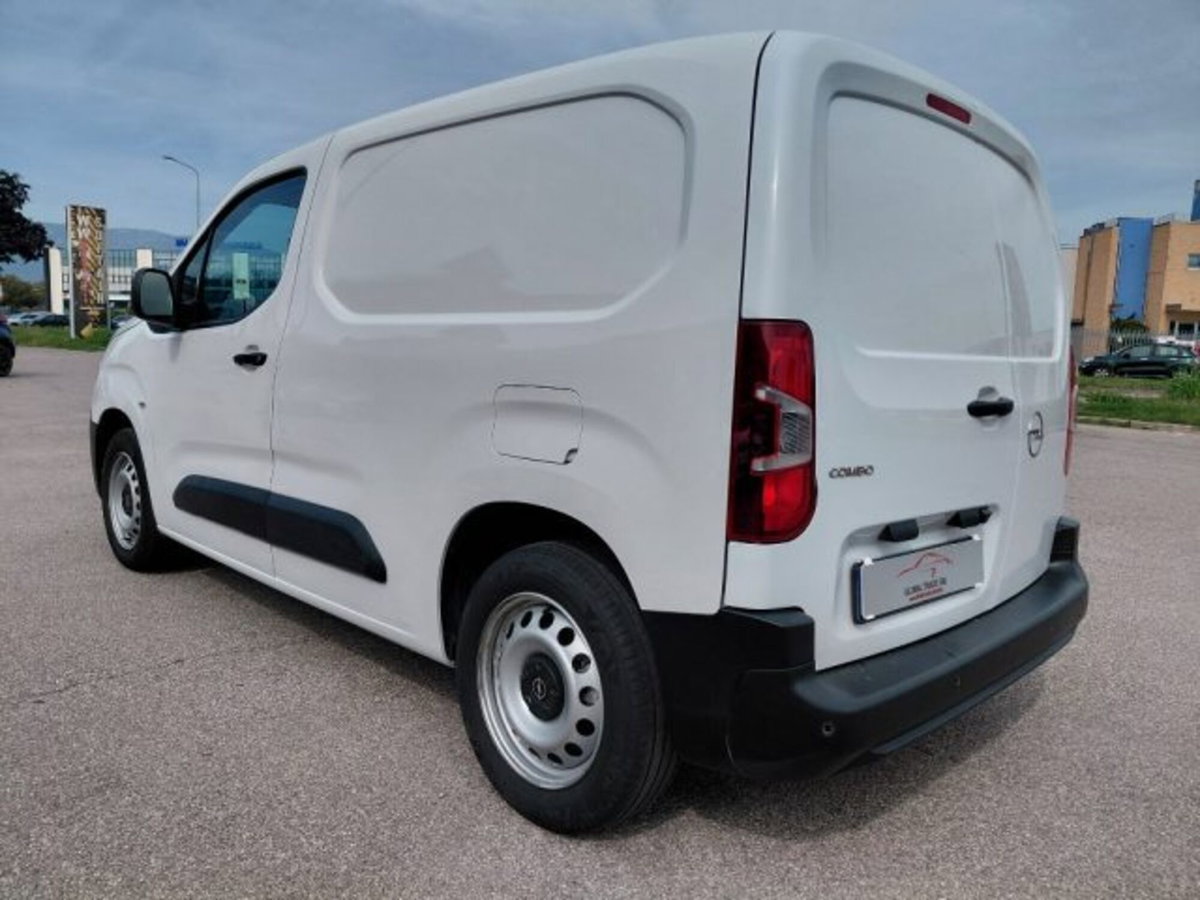 Opel Combo Furgone Cargo 1.5 Diesel 130CV S&S PC 1000kg Edition (6)