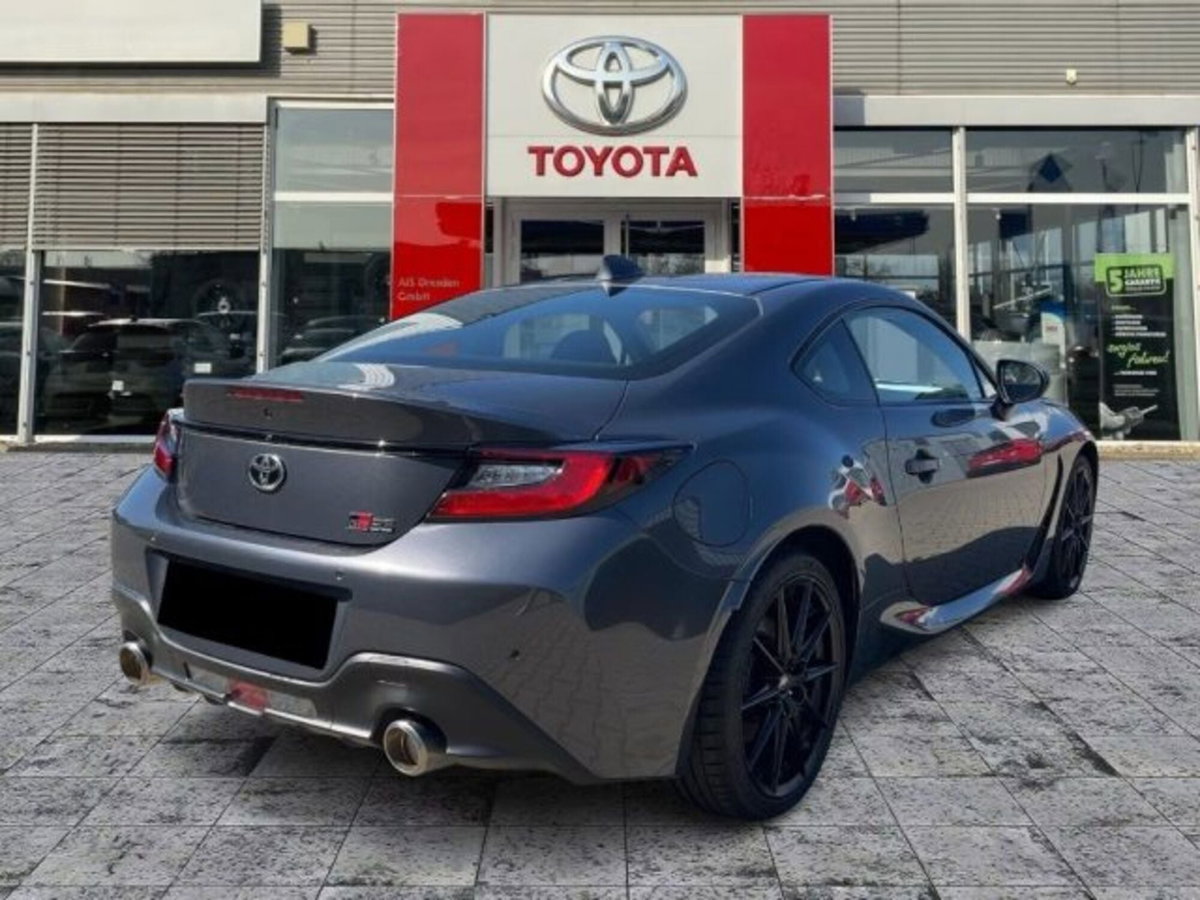 Toyota GR86 2.Premium Sport A/T (4)