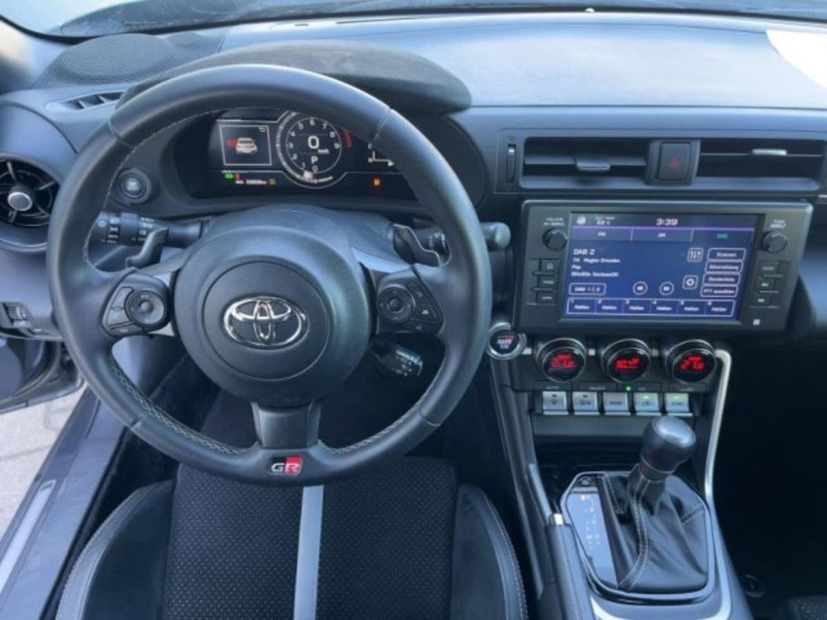 Toyota GR86 2.Premium Sport A/T (8)