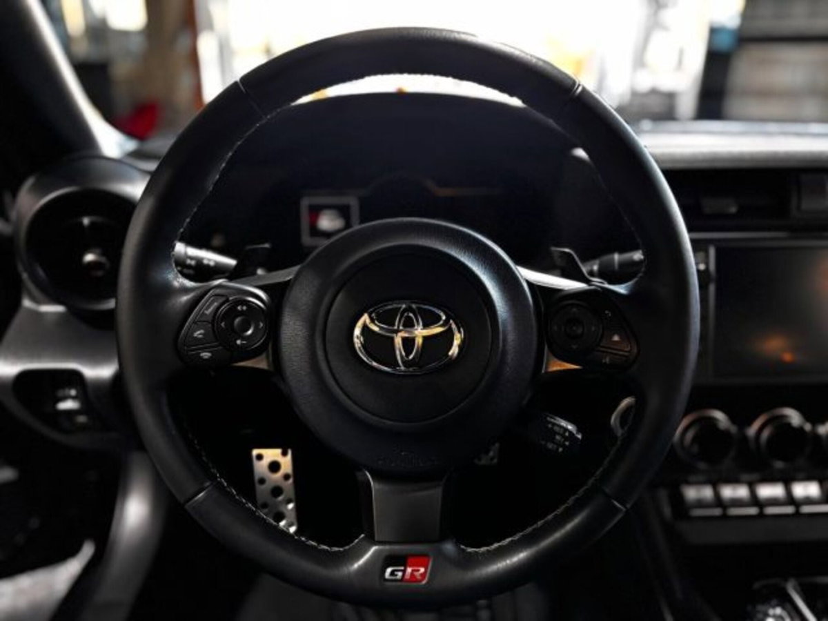 Toyota GR86 2.Premium Sport A/T (6)