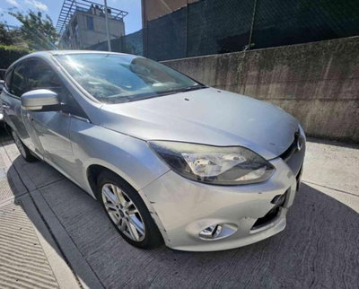 Ford Focus Station Wagon 2.0 TDCi 115 CV Powershift SW usata