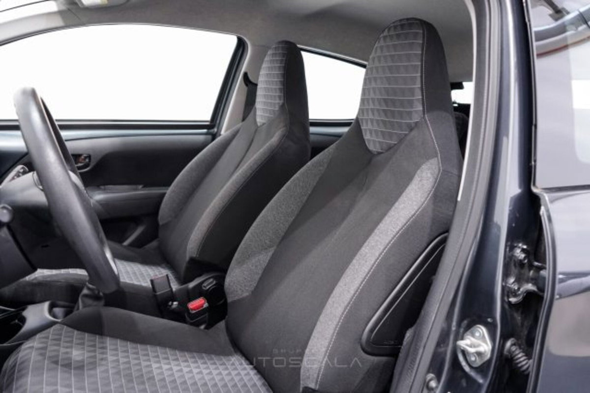 Peugeot 108 72 5 porte Active (11)