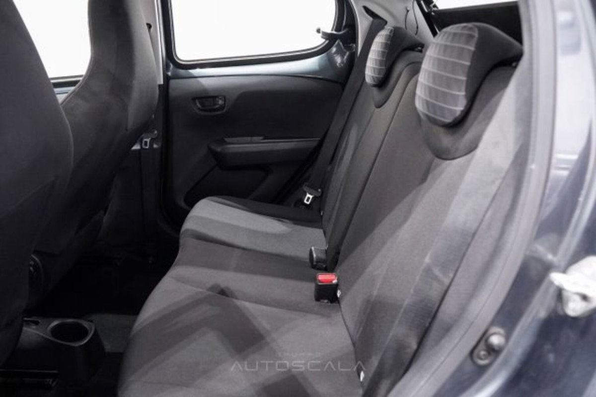 Peugeot 108 72 5 porte Active (18)
