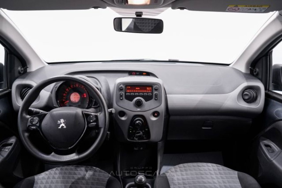 Peugeot 108 72 5 porte Active (19)