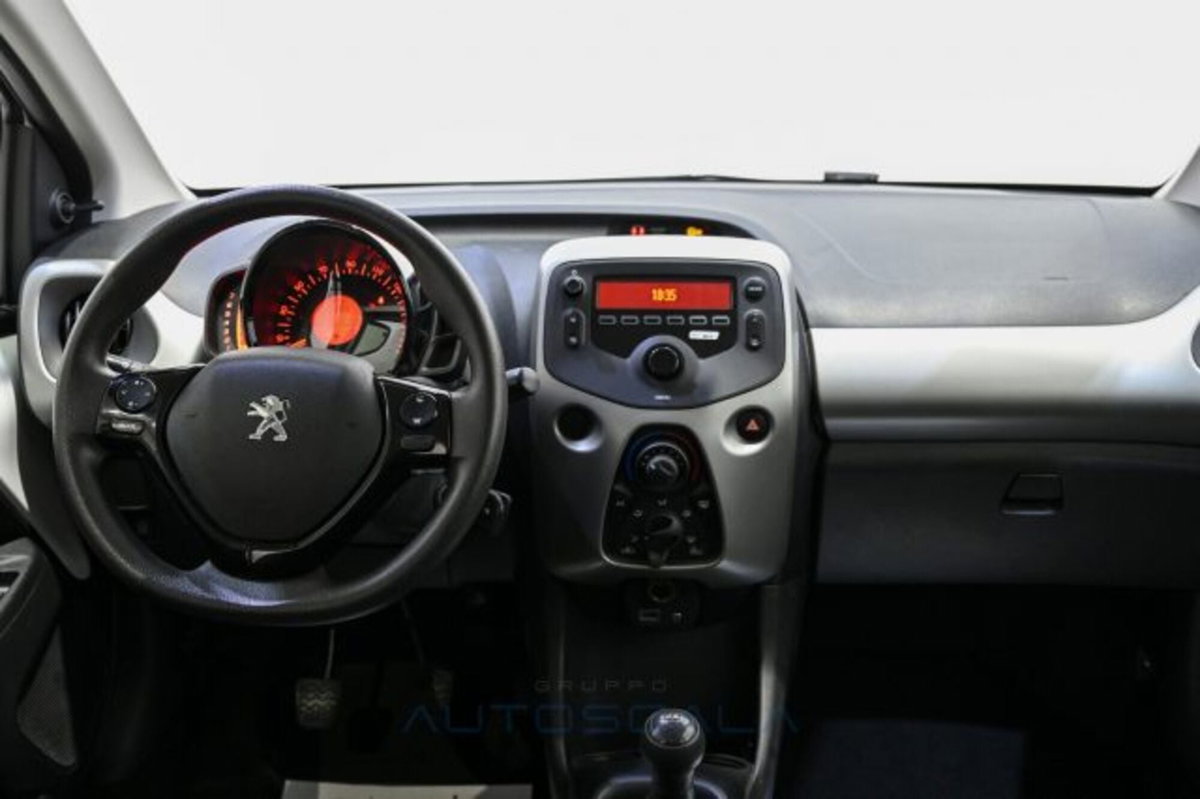 Peugeot 108 72 5 porte Active (11)