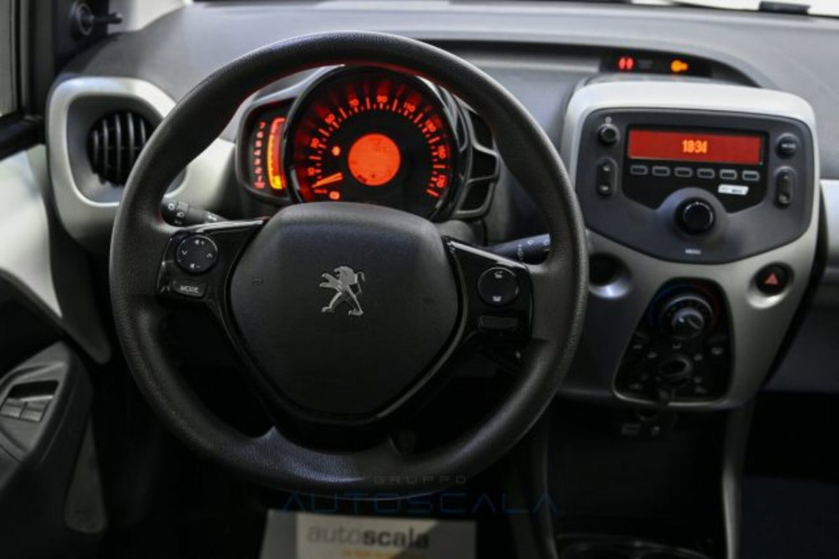 Peugeot 108 72 5 porte Active (6)