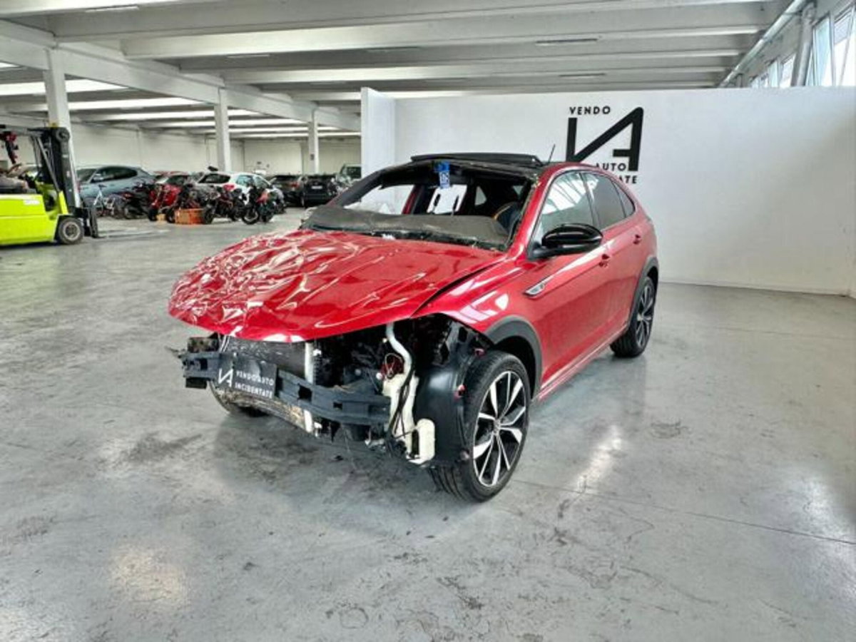 Volkswagen Taigo 1.0 tsi R-Line 115cv dsg (3)