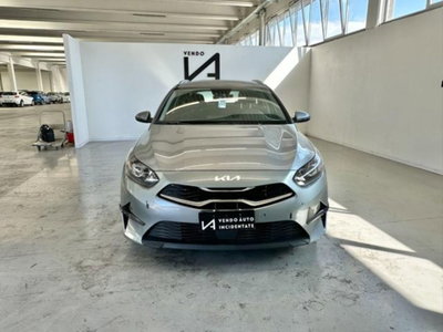 Kia Ceed Sport Wagon 1.6 CRDi 136 CV MHEV DCT SW Business (2)