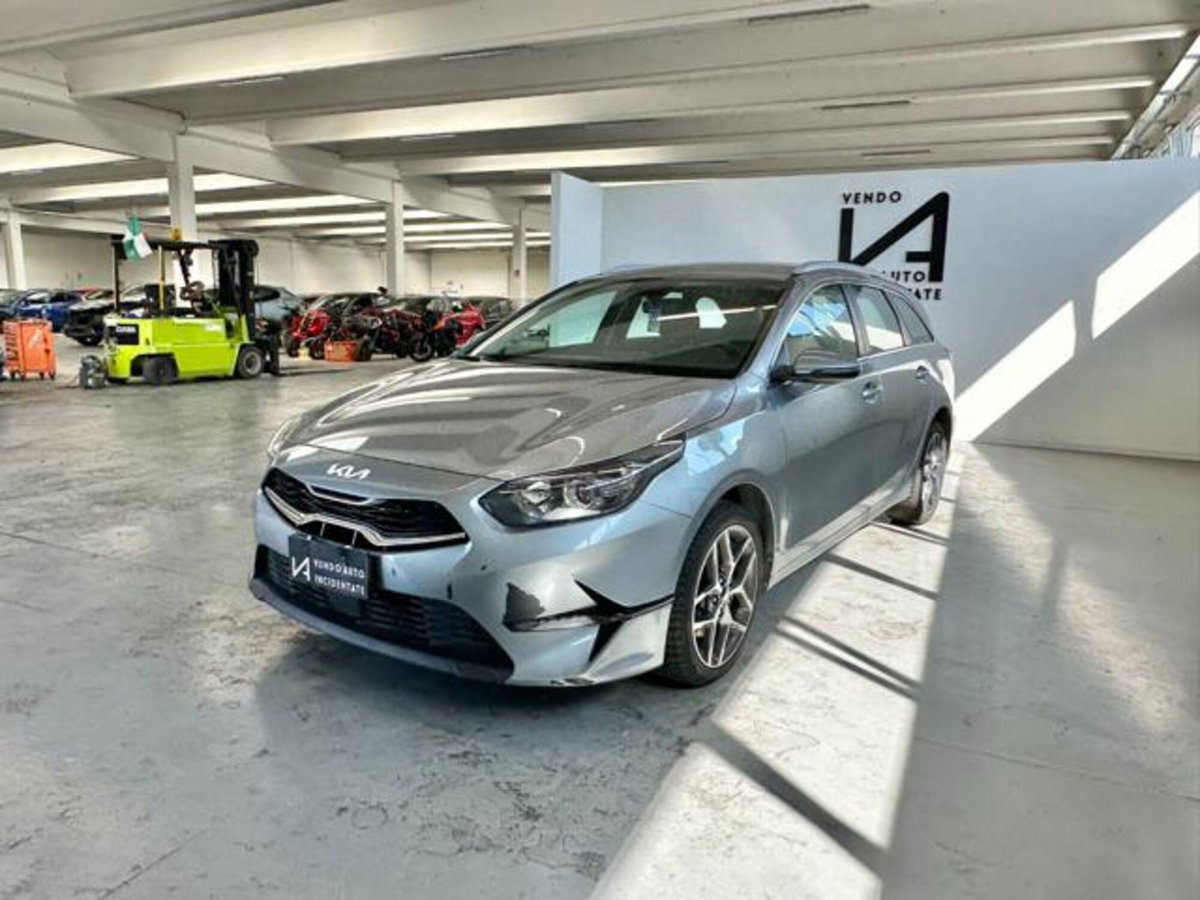 Kia Ceed Sport Wagon 1.6 CRDi 136 CV MHEV DCT SW Business (3)