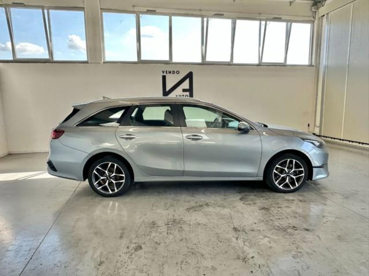 Kia Ceed Sport Wagon 1.6 CRDi 136 CV MHEV DCT SW Business (8)