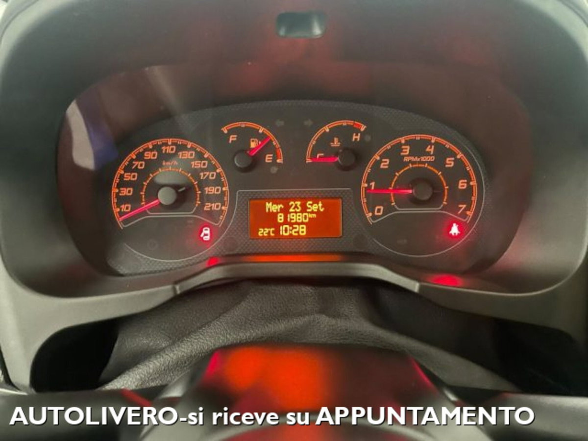 Fiat Qubo 1.4 8V 77 CV Active (14)