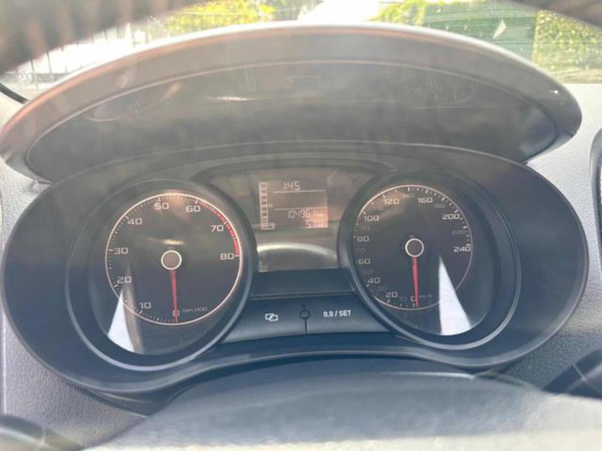 SEAT Ibiza 1.2 70 CV 5 porte Business High (15)