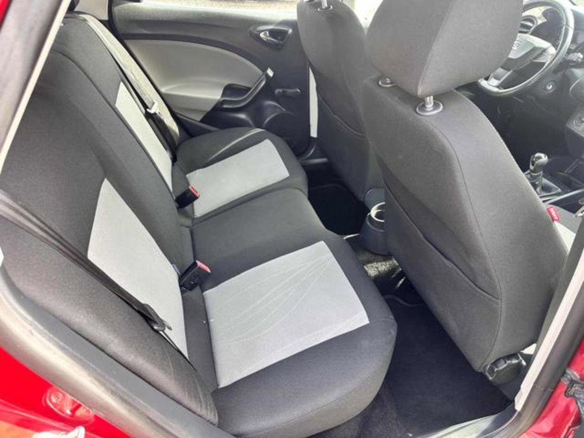 SEAT Ibiza 1.2 70 CV 5 porte Business High (17)