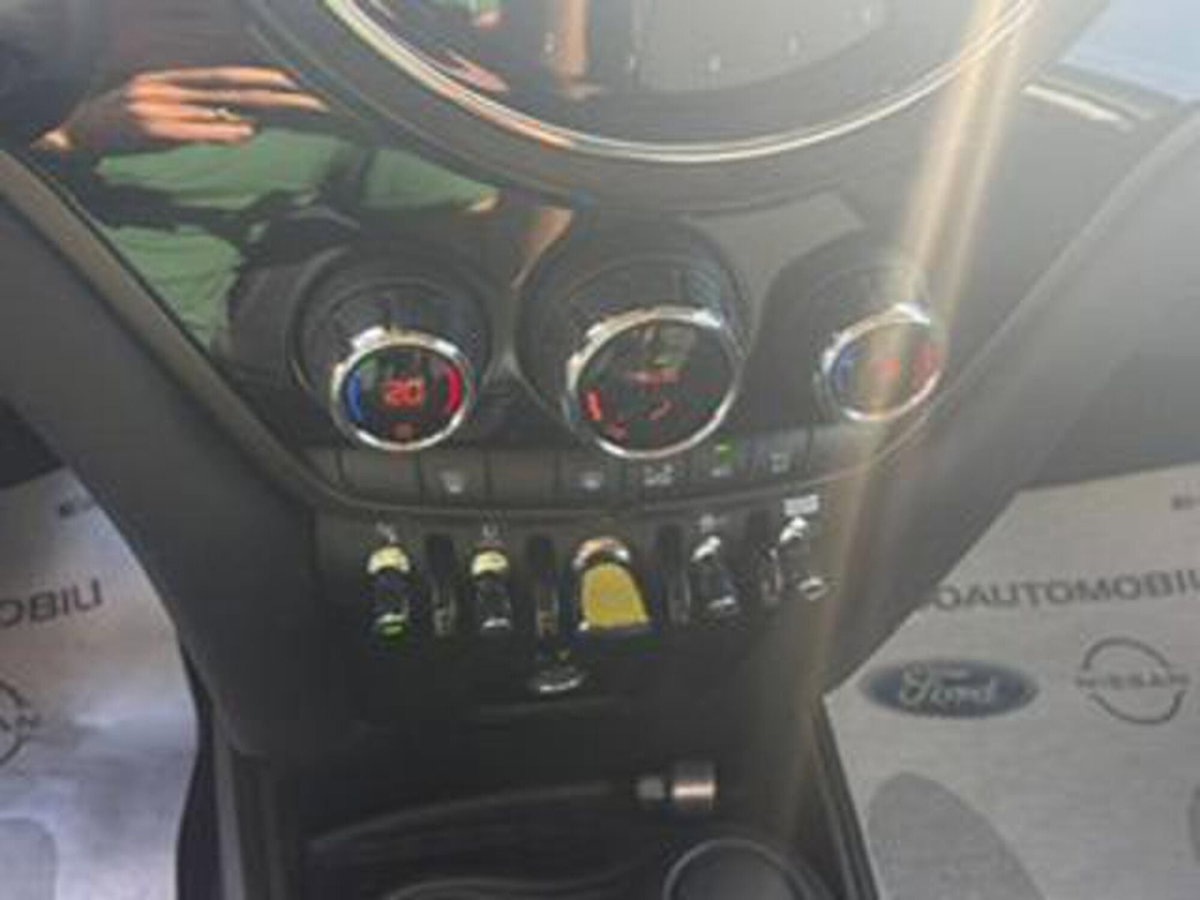 MINI Mini Countryman 1.5 Cooper SE 'ALL4' Countryman ALL4 (16)