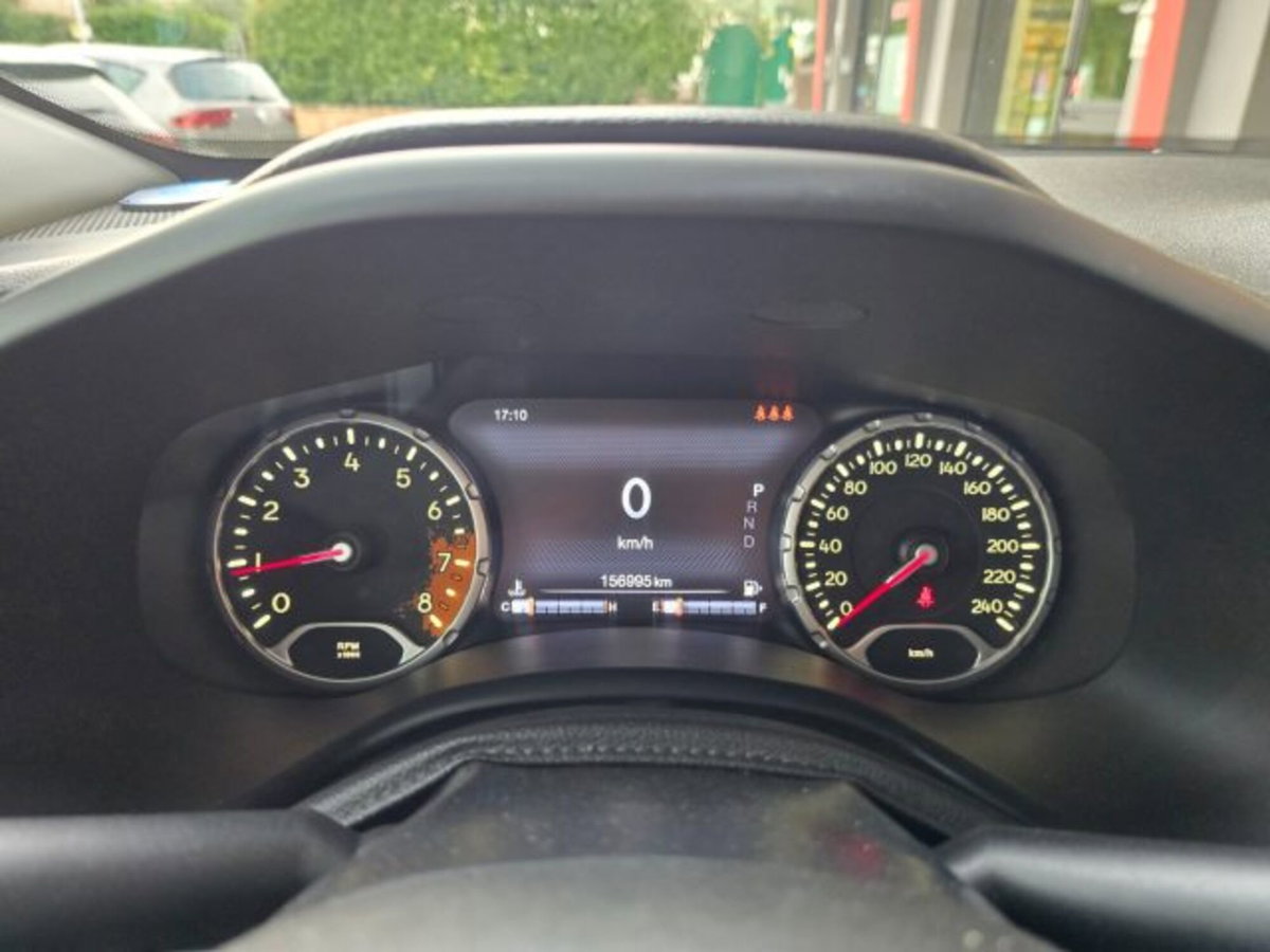 Jeep Renegade 1.4 MultiAir 170CV 4WD Active Drive Limited (6)