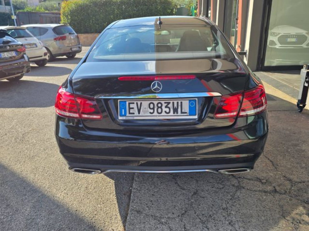 Mercedes-Benz Classe E Coupé 220 CDI Coupé Premium (10)