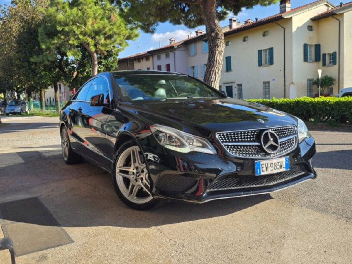 Mercedes-Benz Classe E Coupé 220 CDI Coupé Premium (14)