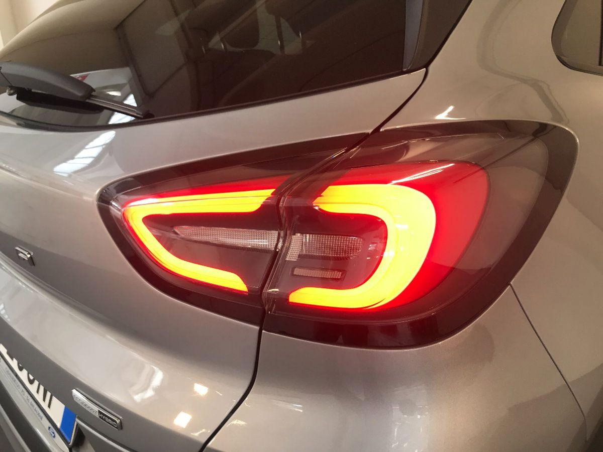 Ford Puma 1.0 EcoBoost Hybrid 125 CV S&S aut. Titanium X (6)