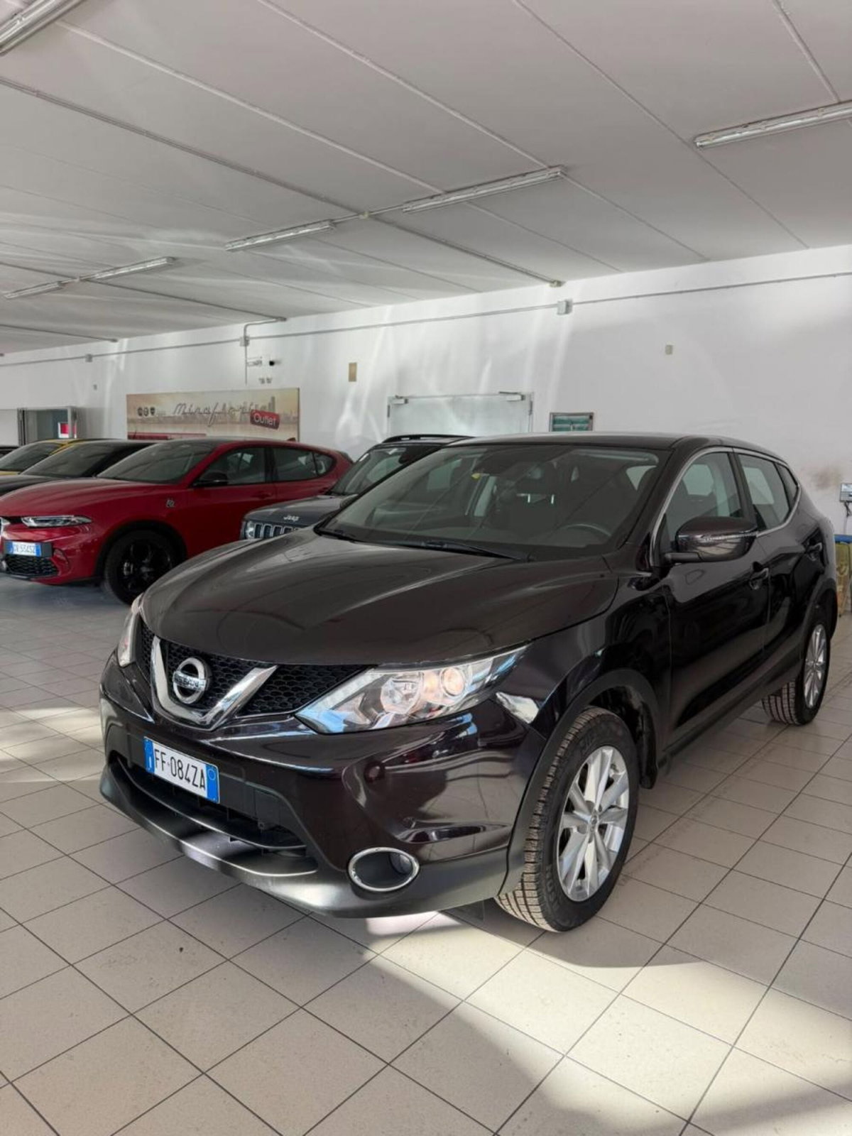 Nissan Qashqai 1.6 dCi 2WD N-Vision (2)