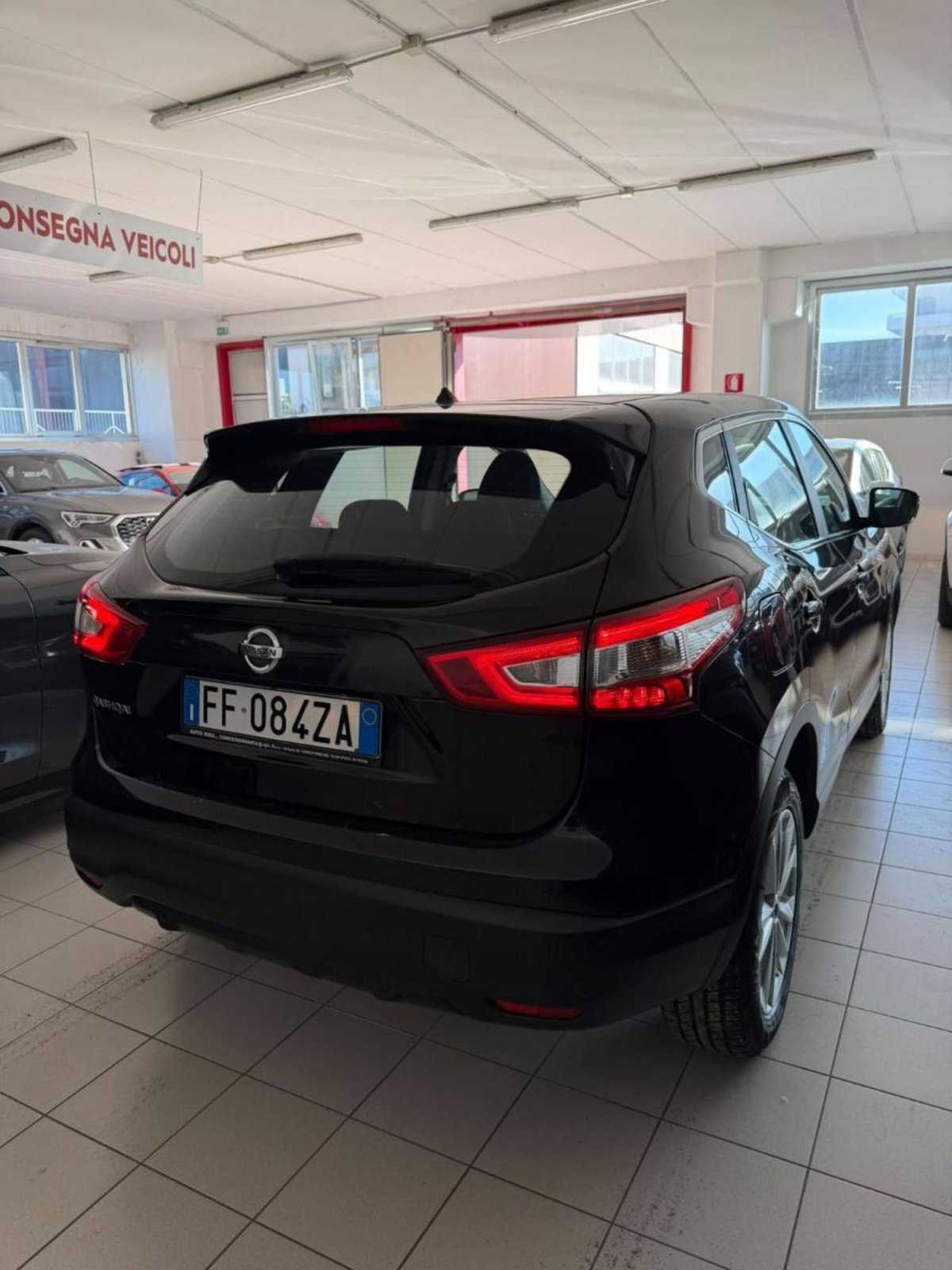 Nissan Qashqai 1.6 dCi 2WD N-Vision (4)