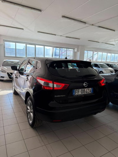 Nissan Qashqai 1.6 dCi 2WD N-Vision (5)