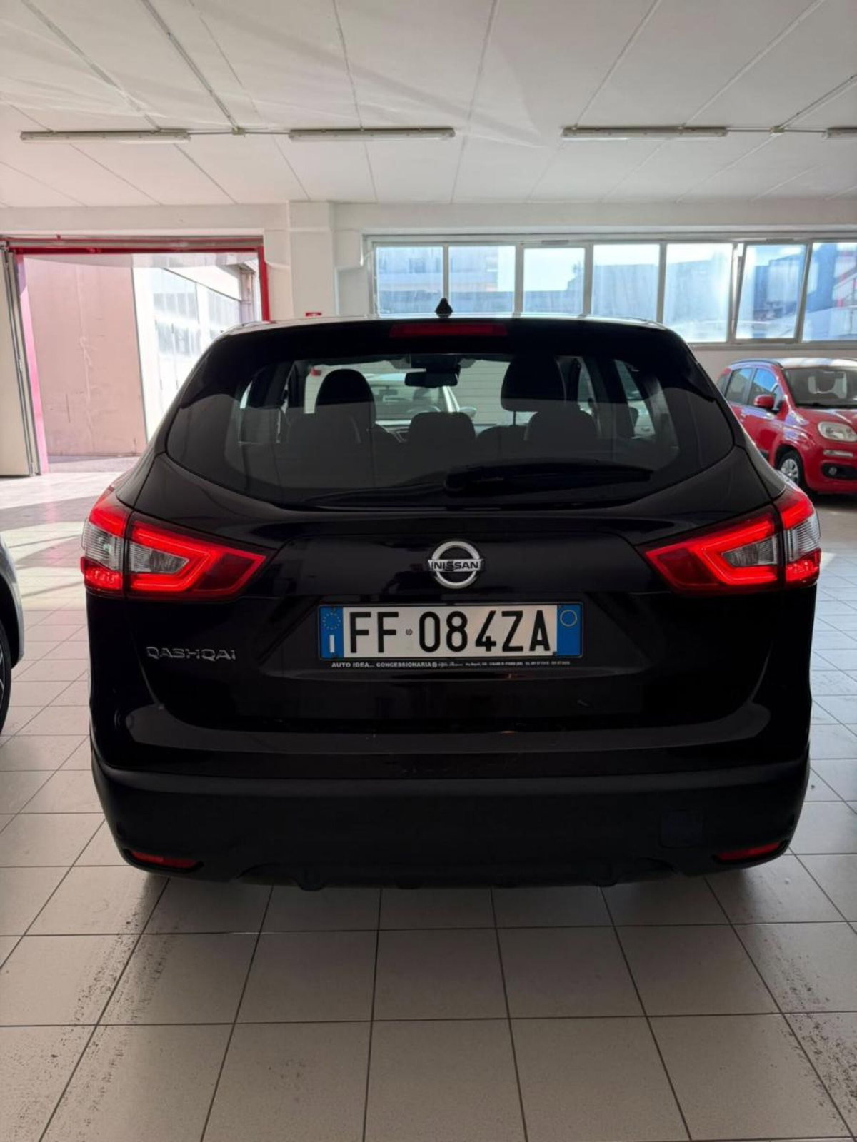 Nissan Qashqai 1.6 dCi 2WD N-Vision (6)