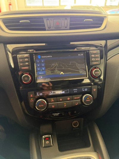 Nissan Qashqai 1.6 dCi 2WD N-Vision (8)