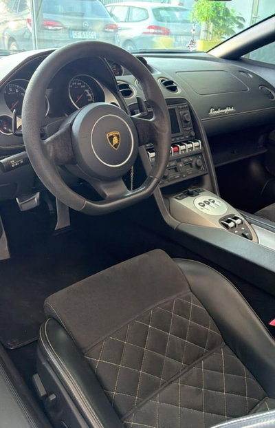 Lamborghini Gallardo Coupé 5.2 V10 LP560-4 Coupé (5)