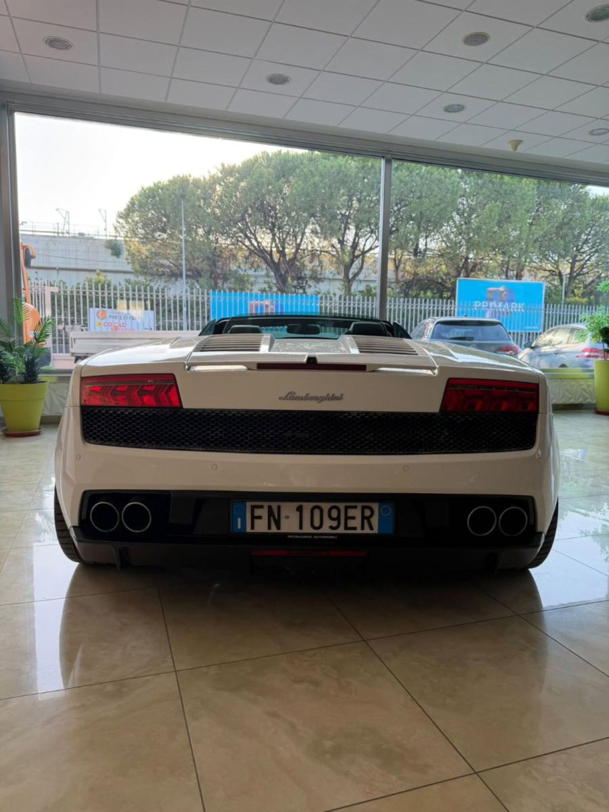 Lamborghini Gallardo Coupé 5.2 V10 LP560-4 Coupé (6)
