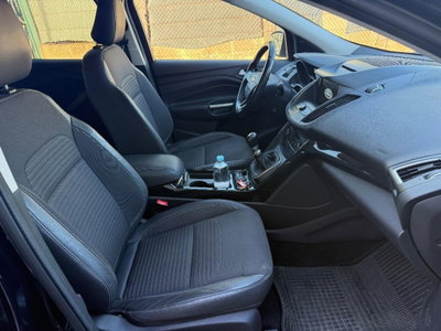 Ford Kuga 1.5 TDCI 120 CV S&S 2WD Titanium (14)