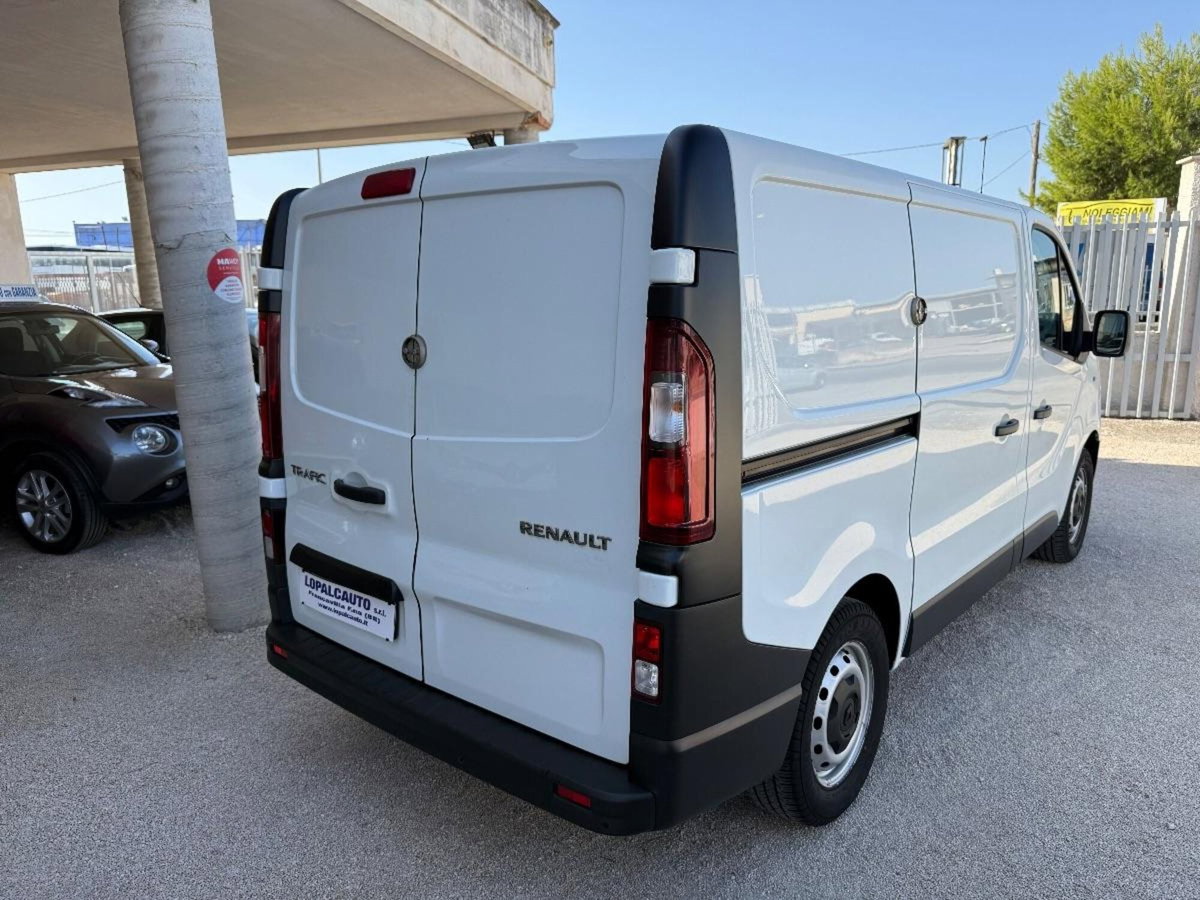Renault Trafic Furgone T29 2.0 dCi 120CV PC-TN Furgone Ice Plus (6)