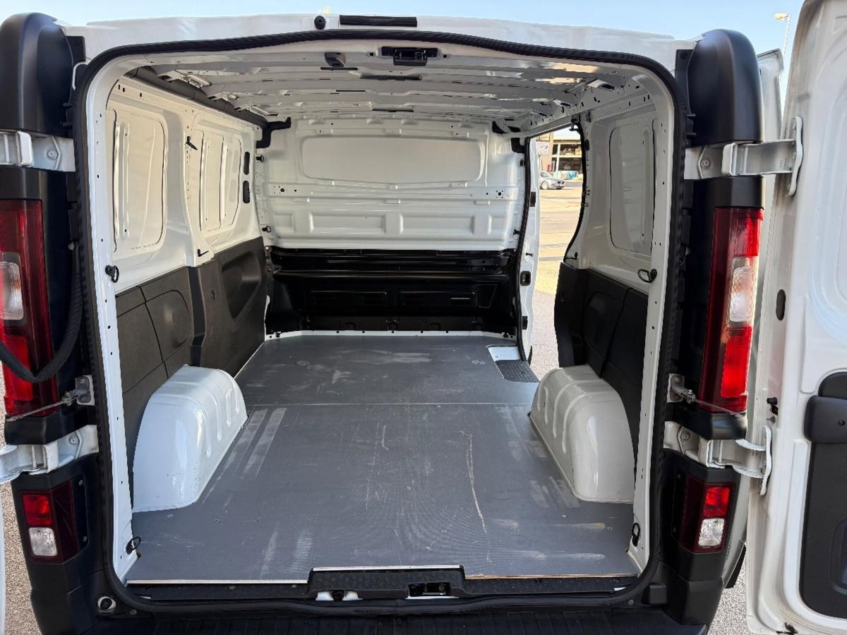 Renault Trafic Furgone T29 2.0 dCi 120CV PC-TN Furgone Ice Plus (7)
