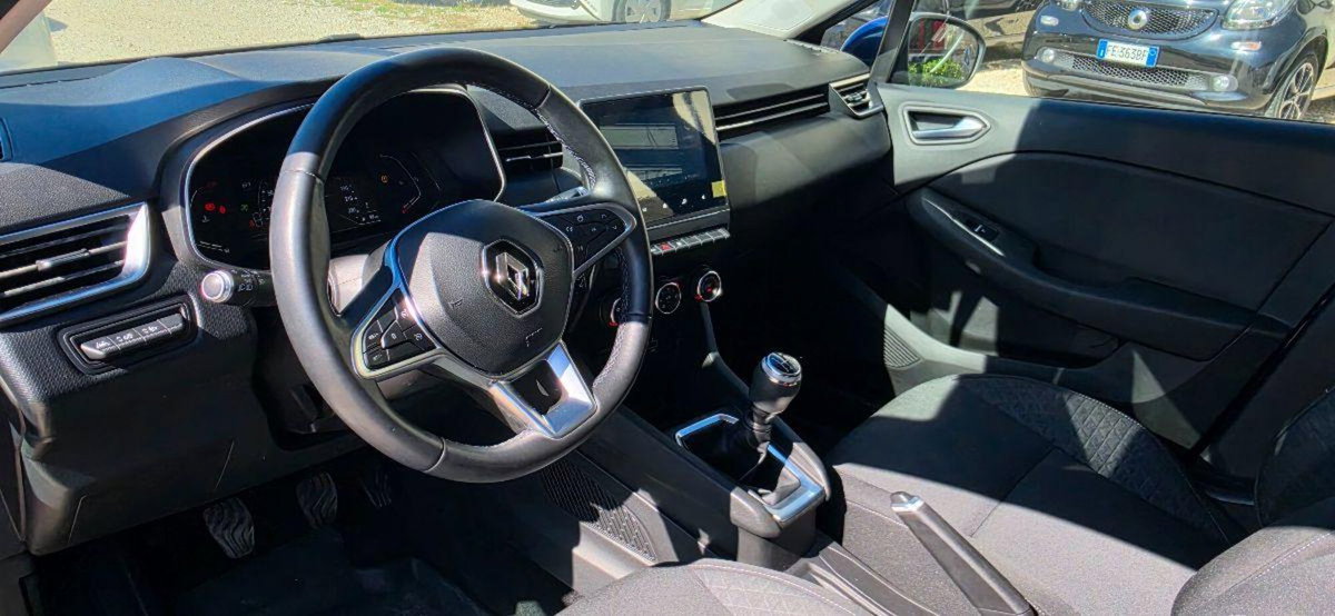 Renault Clio TCe 100 CV 5 porte Zen (10)