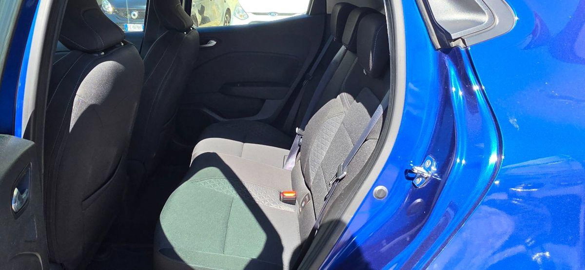 Renault Clio TCe 100 CV 5 porte Zen (12)