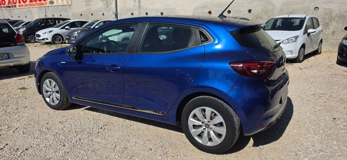 Renault Clio TCe 100 CV 5 porte Zen (4)