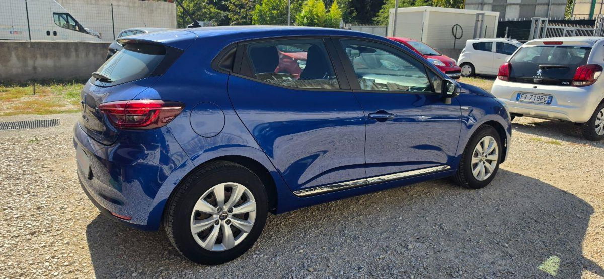 Renault Clio TCe 100 CV 5 porte Zen (7)