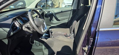 Citroen C3 1.4 HDi 70CV Exclusive (11)