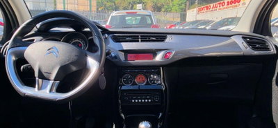 Citroen C3 1.4 HDi 70CV Exclusive (13)