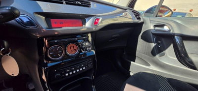 Citroen C3 1.4 HDi 70CV Exclusive (20)