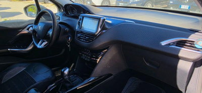 Peugeot 2008 100 Allure (18)