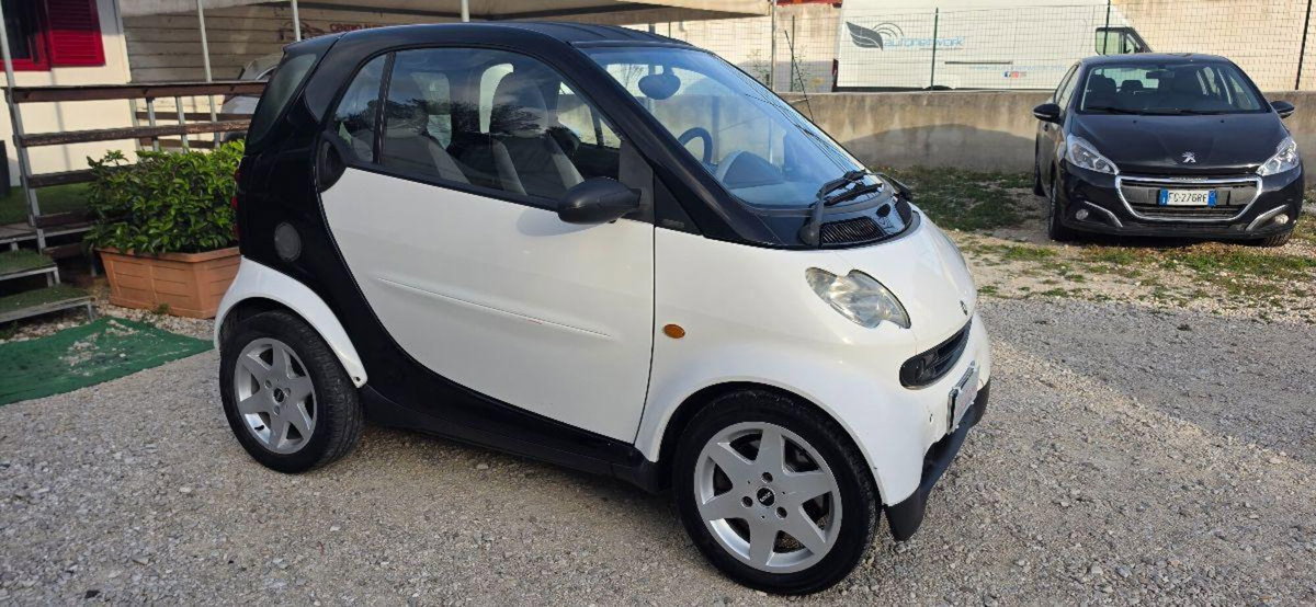 smart Fortwo Cabrio 700 cabrio passion (45 kW) (8)