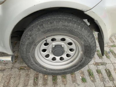 Suzuki Jimny 1.3i 16V cat 4WD JLX (13)